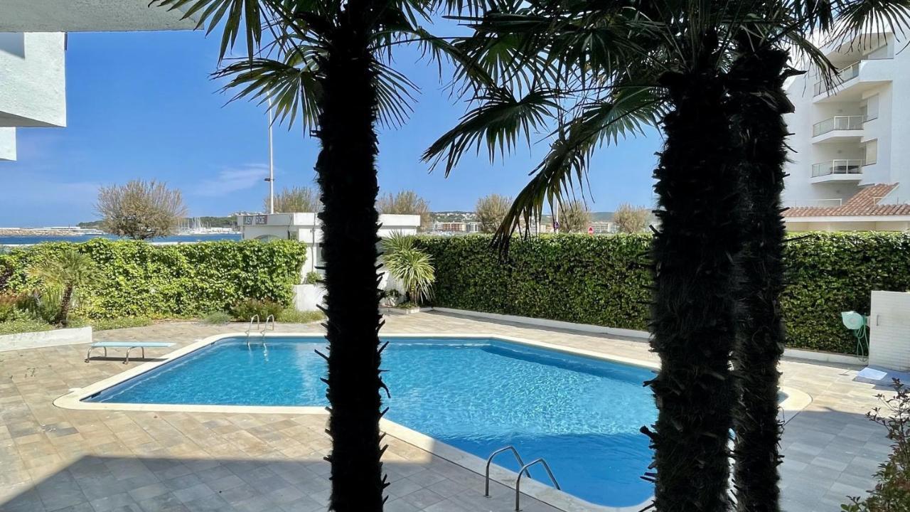 Passeig Del Mar - Apartamentos Primera Linea L' Escala Екстериор снимка