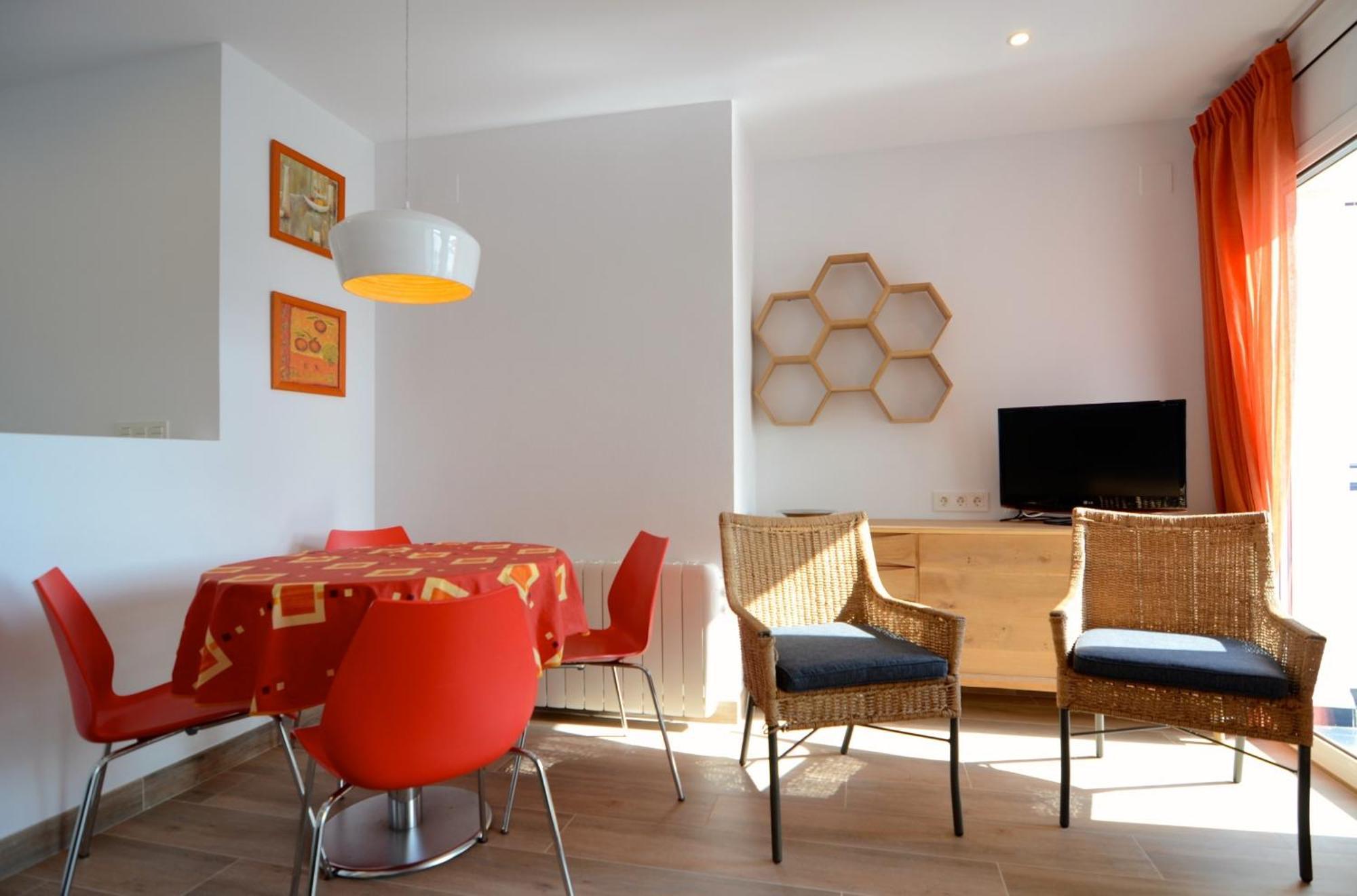 Passeig Del Mar - Apartamentos Primera Linea L' Escala Екстериор снимка
