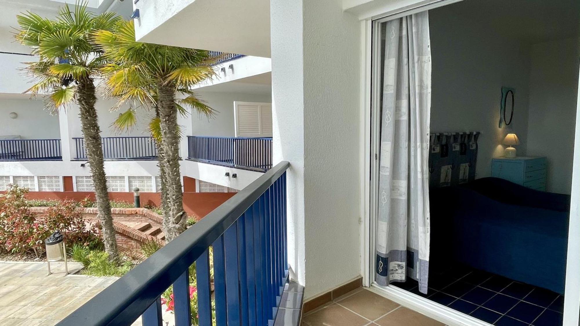 Passeig Del Mar - Apartamentos Primera Linea L' Escala Екстериор снимка